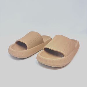 Bronax Cloud Slides Comfy Pillow Sandals Womens Size US 8-8.5 EU 39-40Pool Beach